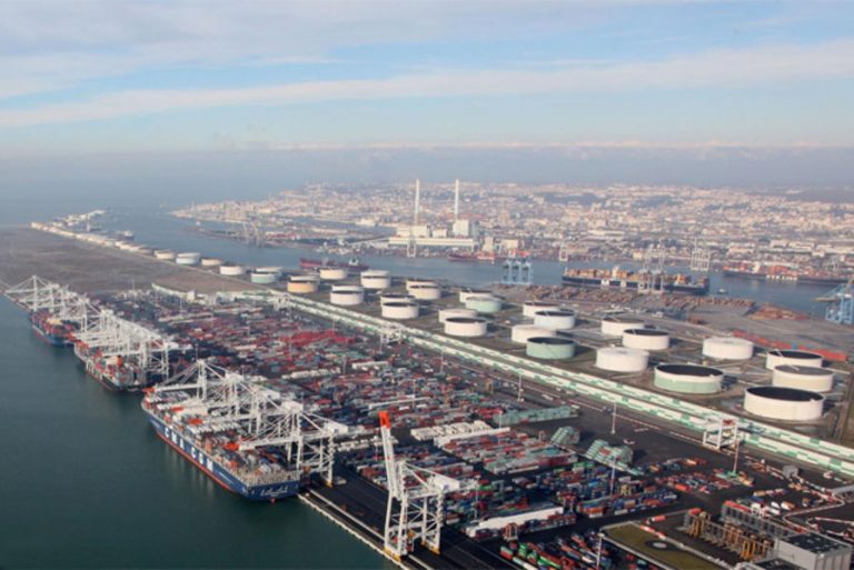 Vận chuyển hàng lẻ, nguyên container sang Anh(London, Grimsby, Clyde Ports,Aberdee, Manchester, Hull, Felixstowe) với giá cả bất ngờ