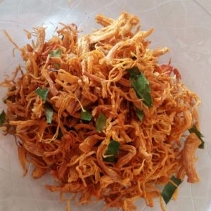 van-chuyen-thuc-pham-kho-tu-nghe-an-di-trung-quoc-bang-duong-bien