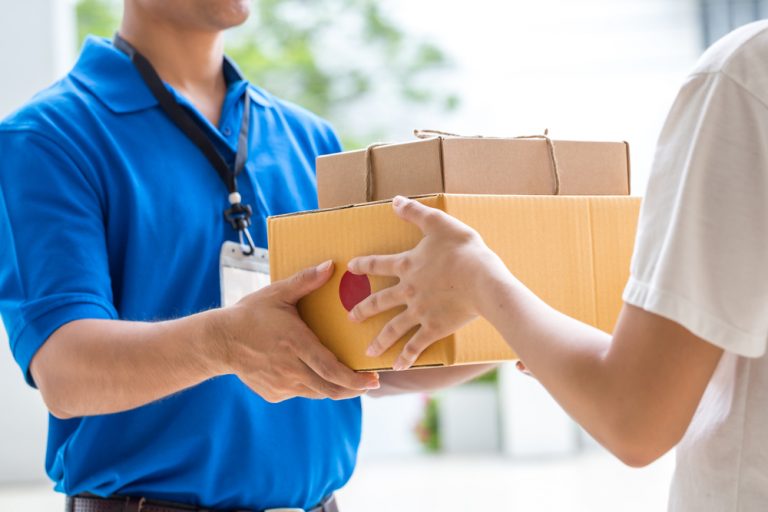 Dịch vụ chuyển phát nhanh từ Sài Gòn đi Hong Kong nhanh, giá tốt