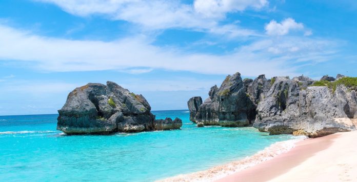 Chuyển phát nhanh Cần Thơ đi Bermuda