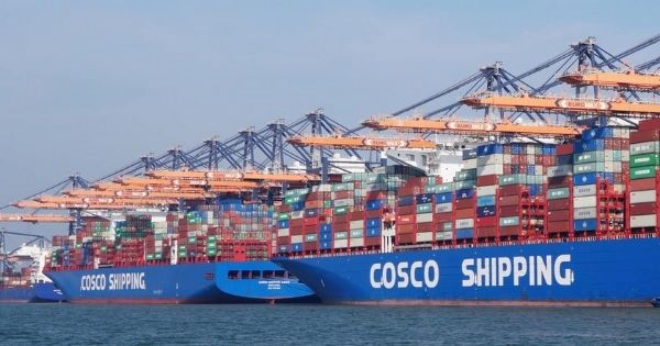 COSCO ký thỏa thuận mua lại Cảng container Thiên Tân
