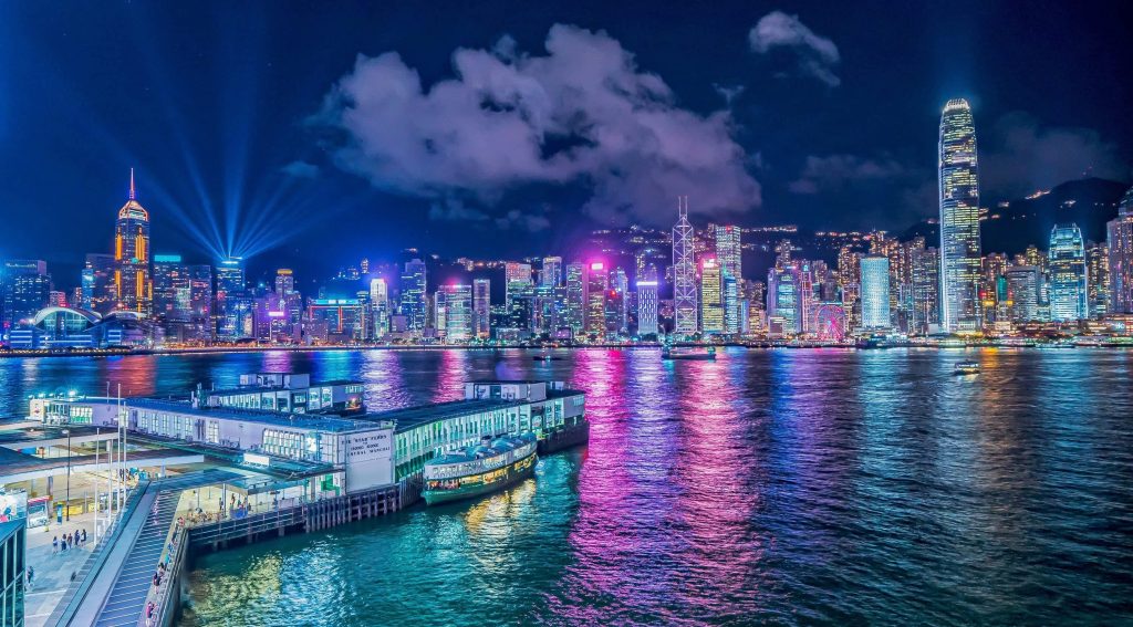 Tình hình xuất nhập khẩu Hong Kong 2025 – Phục hồi mạnh mẽ, chuyển hướng sang chuỗi cung ứng công nghệ cao