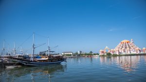 Vận chuyển đường biển đi cảng Makassar 