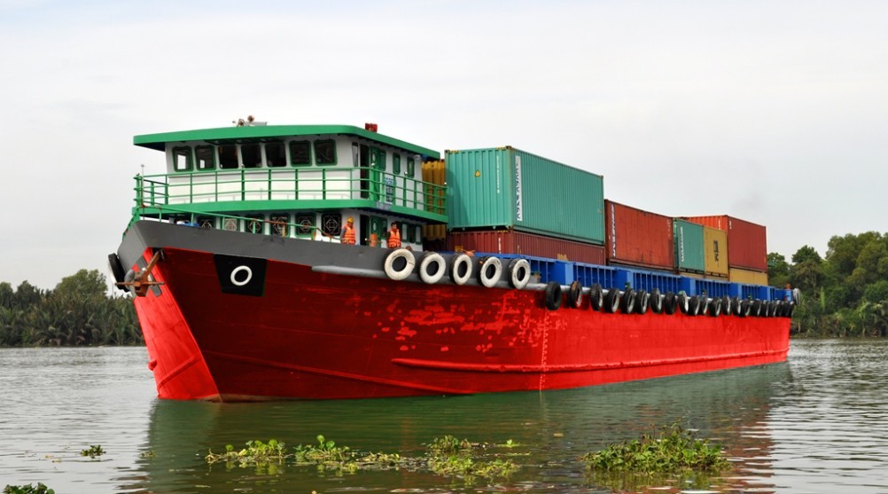 Khởi công dự án phát triển các hành lang đường thủy và logistics phía Nam