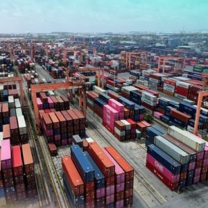 Công Nghiệp Công Nghệ Cao Phát Triển: Nhu Cầu Logistics Chuyên Biệt Ngày Càng Gia Tăng