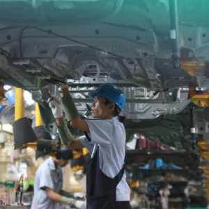 Nhập Linh Kiện Ô Tô Từ Thái Lan Về Việt Nam: Thủ Tục Và Chi Phí